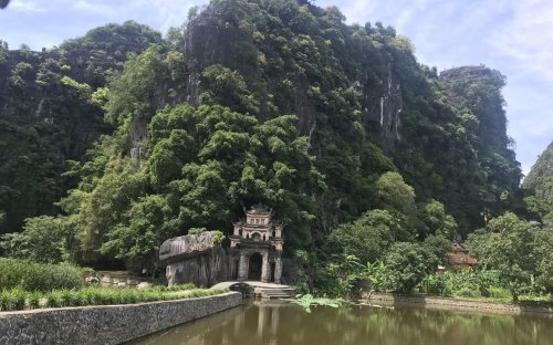 Hoa Lu – Tam Coc – Bich Dong